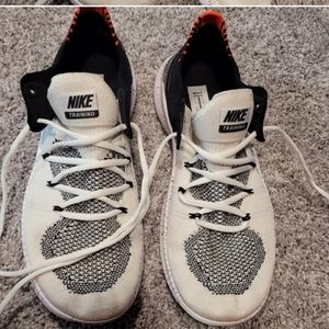 Nike Free Flyknit (re-list)